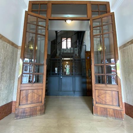 Avantgard Rooms Western Station Bologna Bagian luar foto