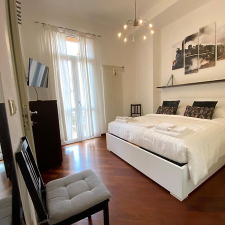 Avantgard Rooms Western Station Bologna Bagian luar foto