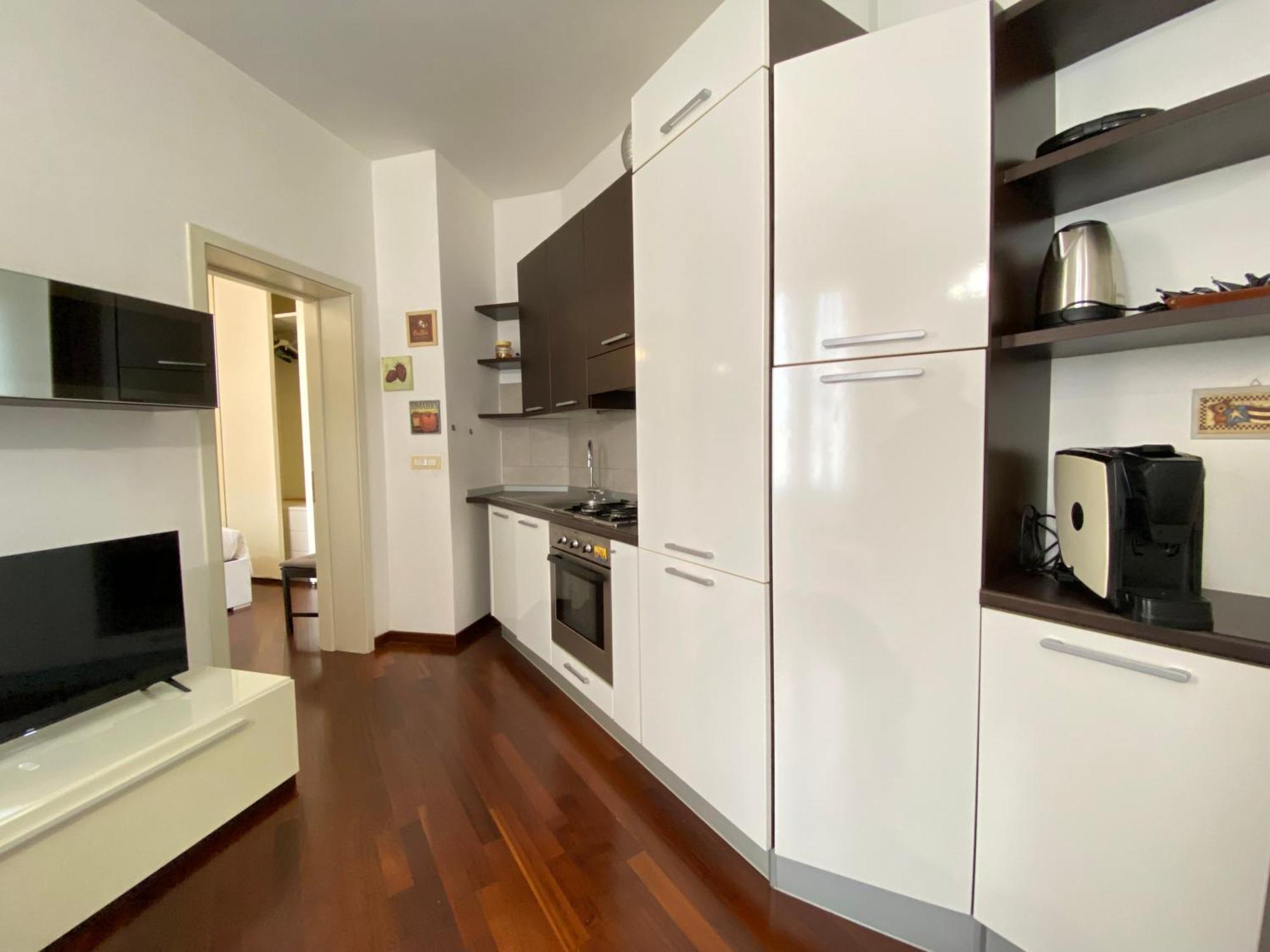Avantgard Rooms Western Station Bologna Bagian luar foto